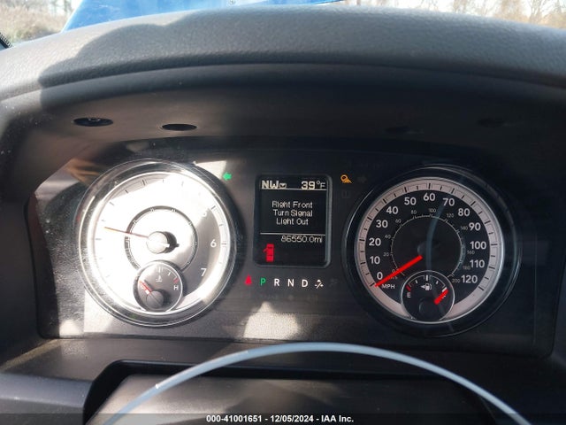 RAM 1500 Express  4x4 6'4 Box 2018 1C6RR7FT7JS351122 Image 7