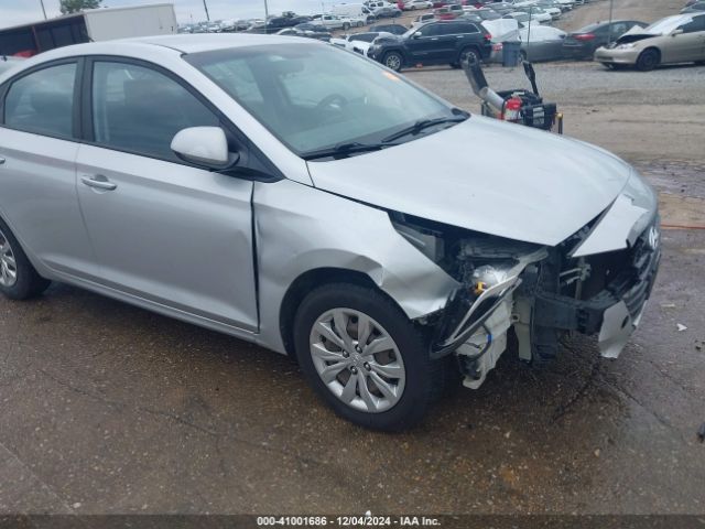 3KPC24A37JE011982 Hyundai ACCENT SE
