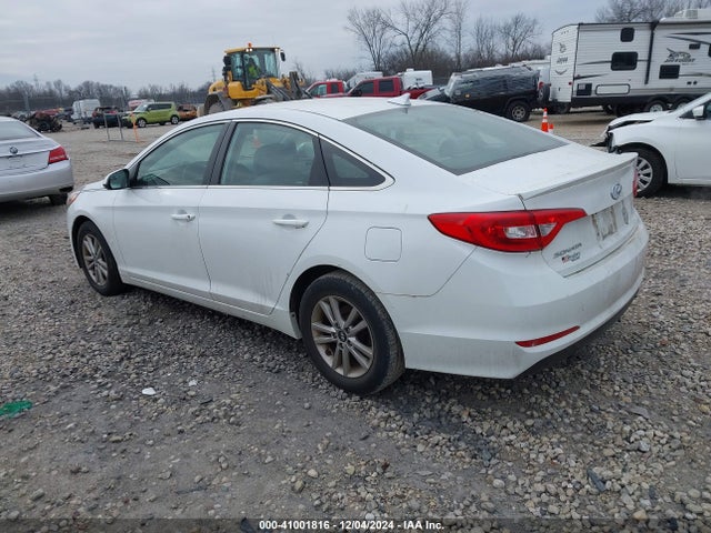 Hyundai Sonata 2016 5NPE24AF3GH416924 Image 3