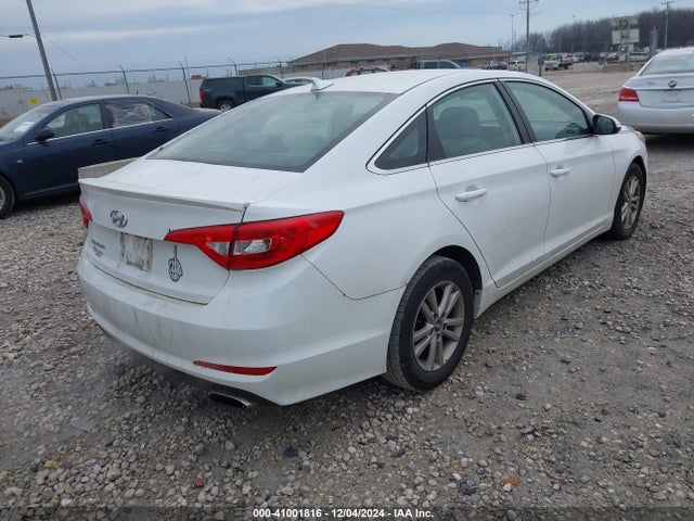 Hyundai Sonata 2016 5NPE24AF3GH416924 Image 4