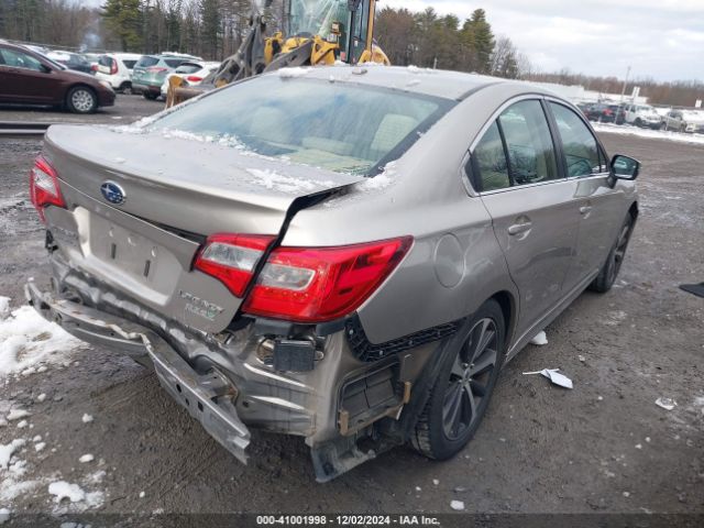 4S3BNAN60F3044052 Subaru Legacy 2.5i Limited