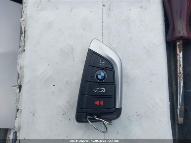 3MW5R7J03N8C43184 BMW 330i Xdrive