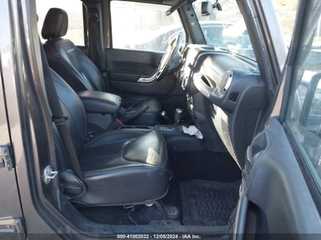 1C4BJWFG2GL180412 Jeep Wrangler Unlimited Rubicon