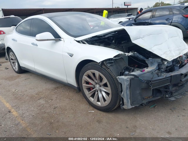 2013 TESLA MODEL S 5YJSA1AC7DFP10914 Photo 0