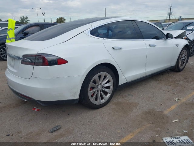 2013 TESLA MODEL S 5YJSA1AC7DFP10914 Photo 3