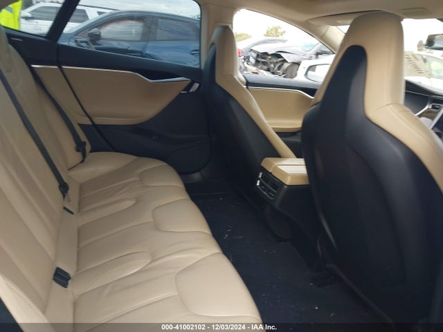 2013 TESLA MODEL S 5YJSA1AC7DFP10914 Photo 7