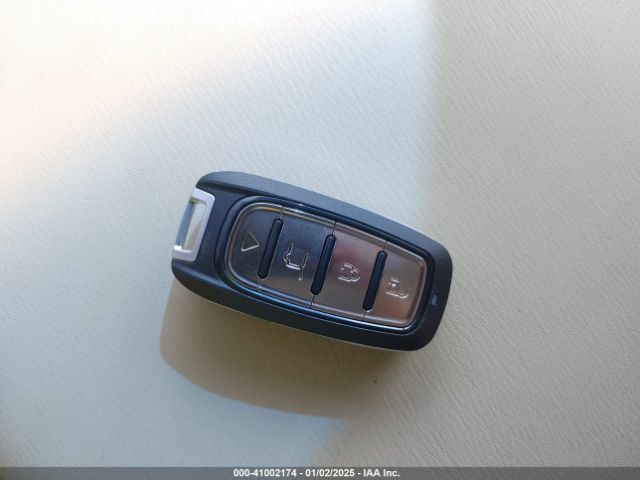 JN8AZ2NF5F9572032 Infiniti QX80