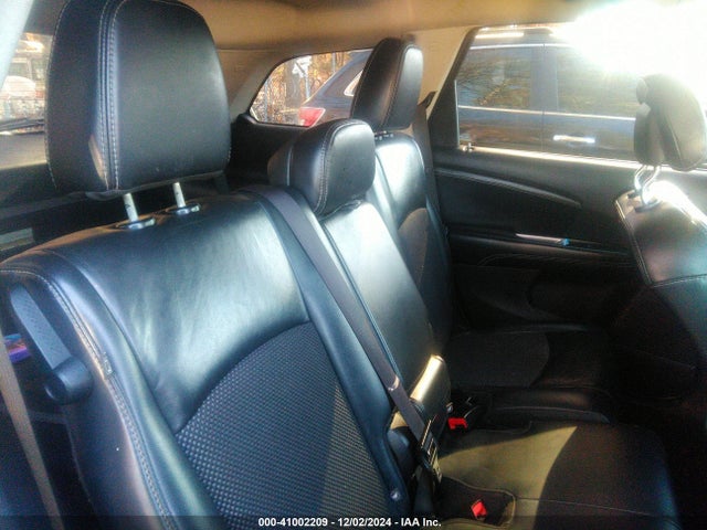 3C4PDCGG8FT698652 Dodge Journey Crossroad
