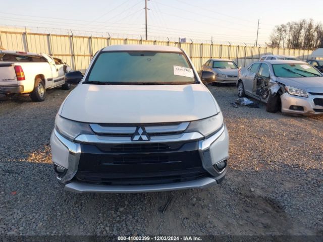 JA4AD2A38GZ016458 Mitsubishi Outlander Es
