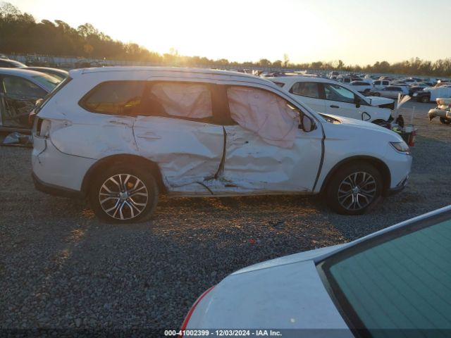 JA4AD2A38GZ016458 Mitsubishi Outlander Es
