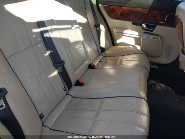2011 JAGUAR XJ SAJWA2GB2BLV07950 Photo 7
