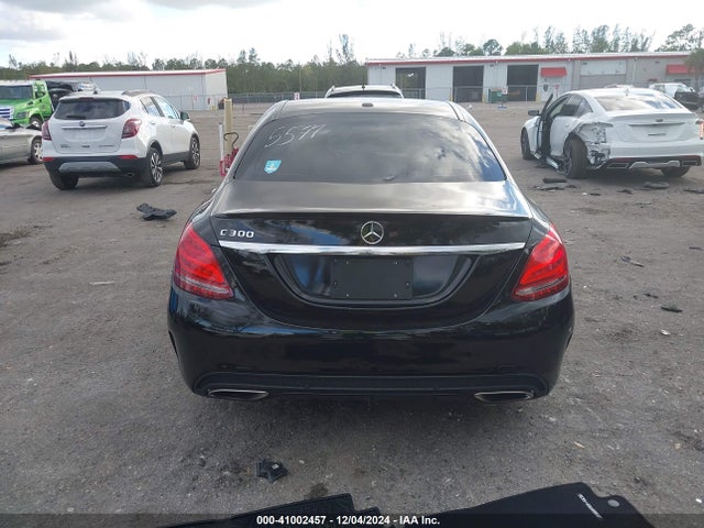 55SWF4JB5JU265577 Mercedes-Benz C 300