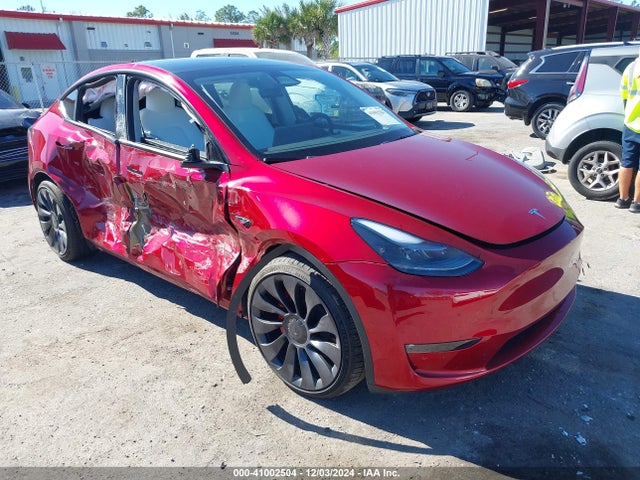 2024 TESLA MODEL Y 7SAYGDEF5RF044807 Photo 0