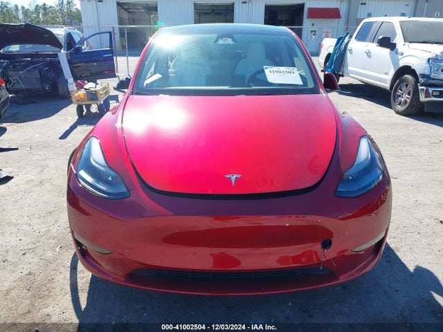 Tesla Model Y Performance Dual Motor All-wheel Drive 2024 7SAYGDEF5RF044807 Image 12