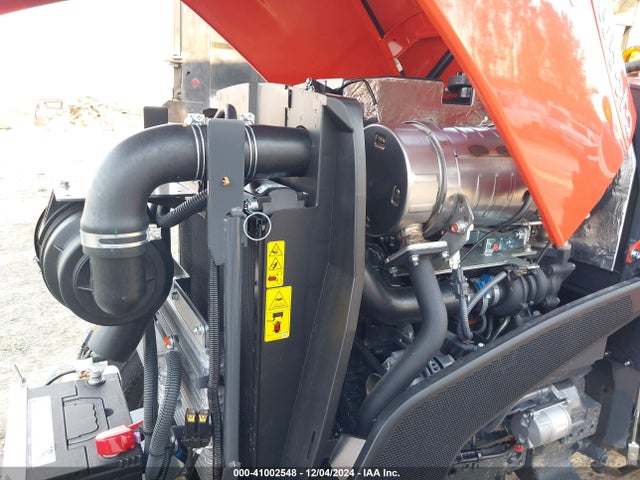 Продажа на аукционе авто 2024 Kubota Mx5400, vin: KBUL3BHRJR8D34460, номер лота: 41002548
