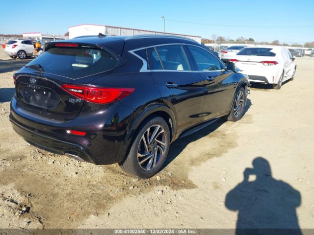 SJKCH5CP2JA044991 Infiniti Qx30 Premium