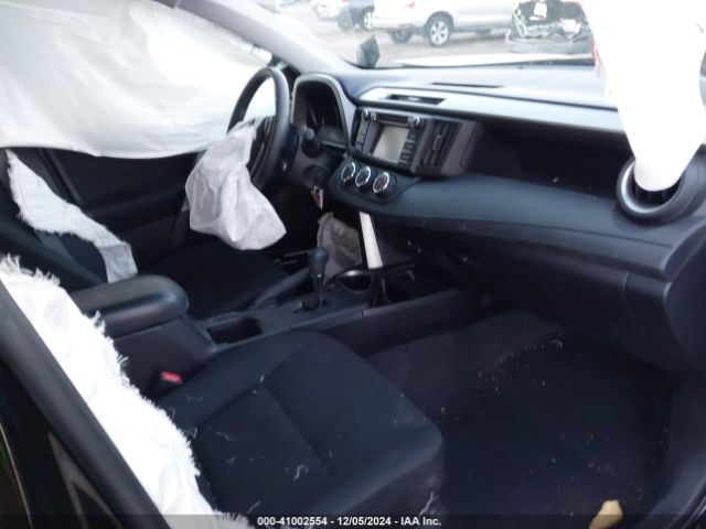 2T3ZFREV6HW346513 Toyota RAV4 LE