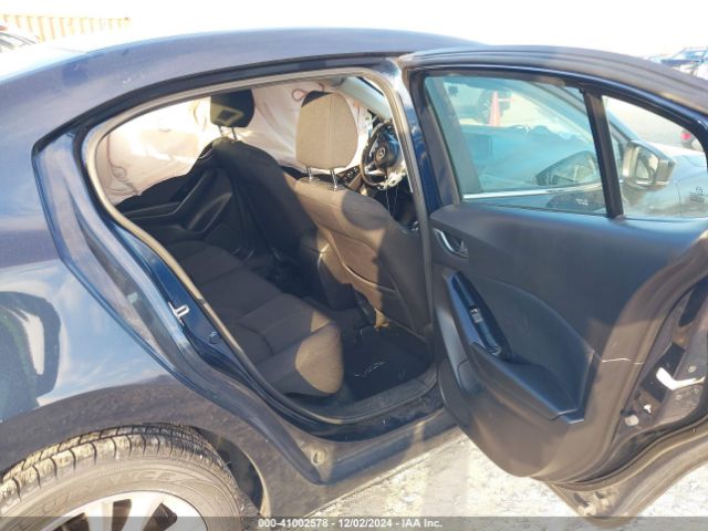 3MZBN1U76JM159009 Mazda Mazda3 Sport