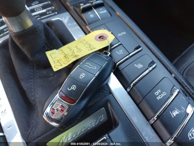 WP1AG2A59HLB56102 Porsche Macan Gts