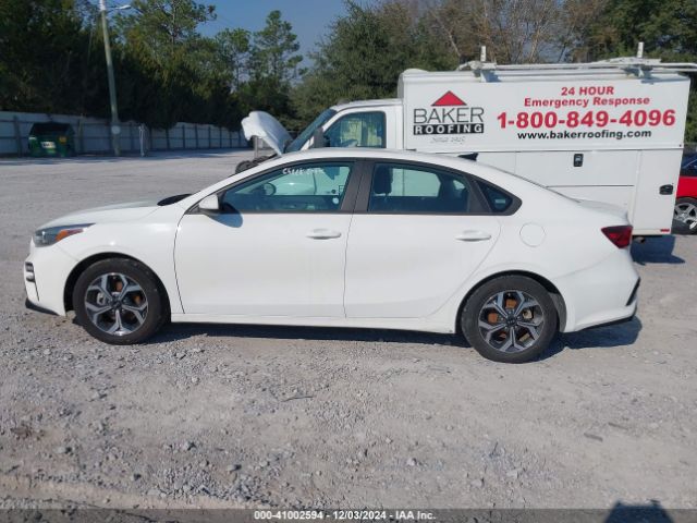 3KPF24AD3ME310623 KIA Forte Lxs