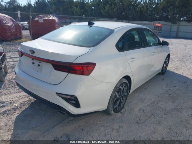 3KPF24AD3ME310623 KIA Forte Lxs