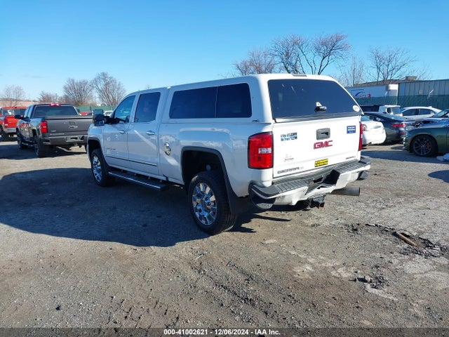 1GT12UEY2JF207623 GMC Sierra 2500hd Denali