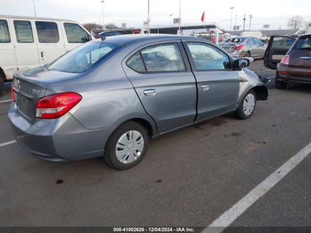 2018 MITSUBISHI MIRAGE G4 ML32F3FJ5JHF15187 Photo 3