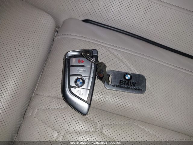 5UXCX6C04L9C18399 BMW X7 M50i