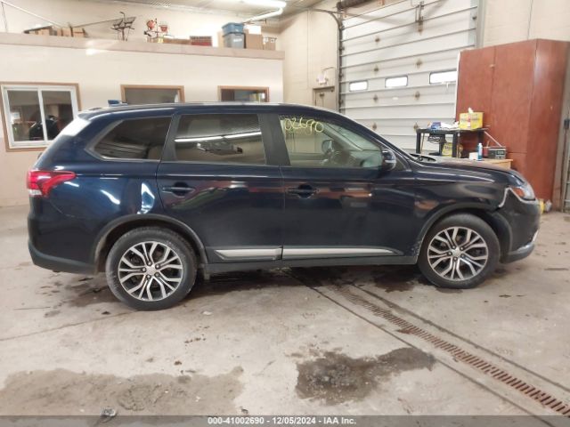JA4AZ3A3XJZ004360 Mitsubishi Outlander Se