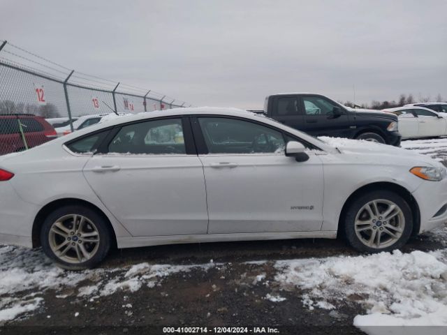 3FA6P0LU8JR206548 Ford Fusion Hybrid Se