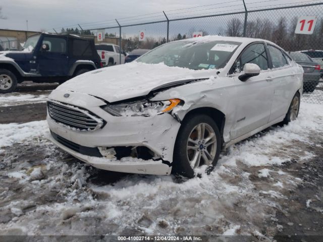 3FA6P0LU8JR206548 Ford Fusion Hybrid Se