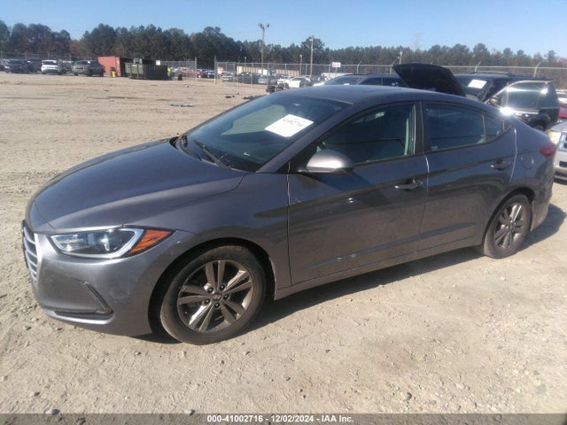 Hyundai Elantra Value Edition 2018 5NPD84LF5JH399963 Image 2