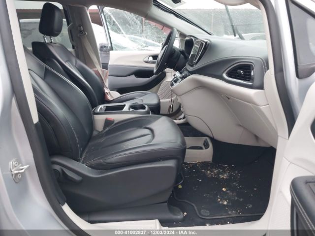 2C4RC1L70PR599172 Chrysler Pacifica Hybrid Touring L