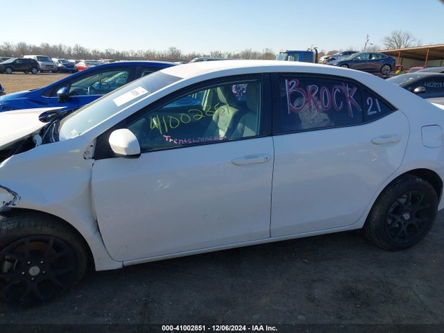 Toyota COROLLA LE 2015 2T1BURHE2FC242059 Image 14