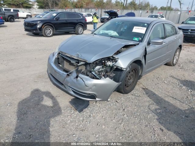 2014 CHRYSLER 200 1C3CCBAB9EN204844 Photo 1
