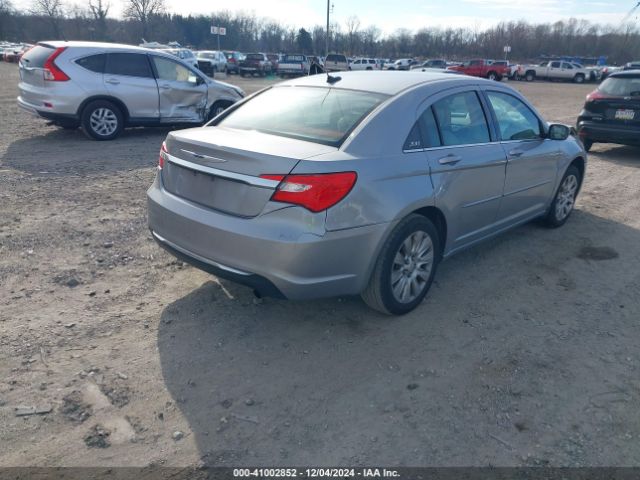 2014 CHRYSLER 200 1C3CCBAB9EN204844 Photo 3