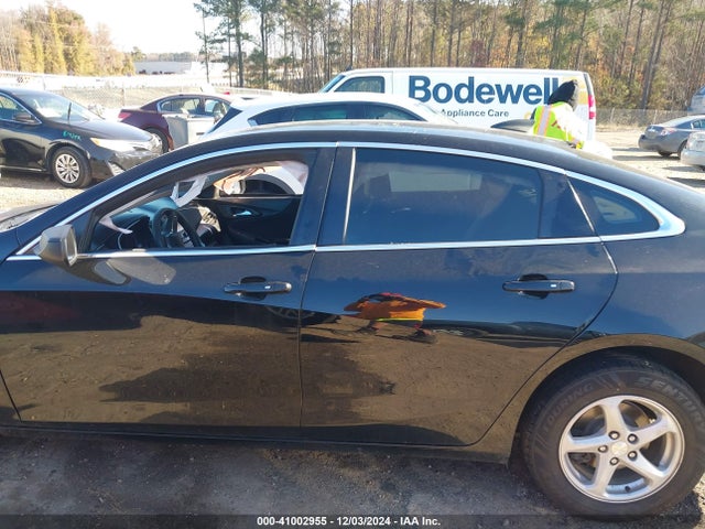 Chevrolet Malibu 1ls 2018 1G1ZB5ST5JF148948 Image 14