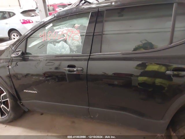 1GKKNULS0KZ141832 GMC Acadia Slt-1