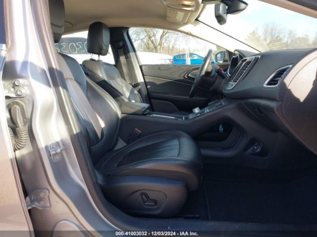 1C3CCCCB1GN135038 Chrysler 200 C
