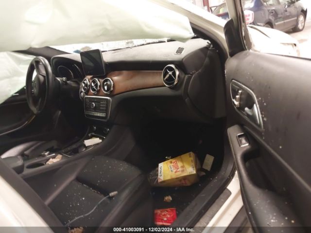 WDCTG4GB8JJ450962 Mercedes-Benz Gla 250 4matic
