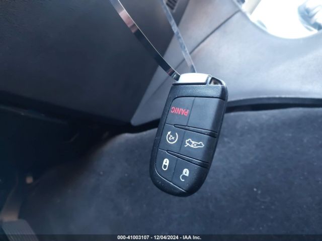 2C3CDXHG4FH863212 Dodge Charger Sxt