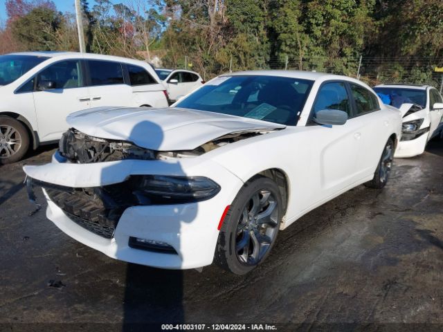 2C3CDXHG4FH863212 Dodge Charger Sxt