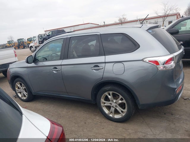 Mitsubishi Outlander Se 2015 JA4AZ3A39FZ007936 Image 14