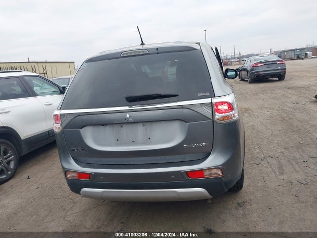 Mitsubishi Outlander Se 2015 JA4AZ3A39FZ007936 Image 16