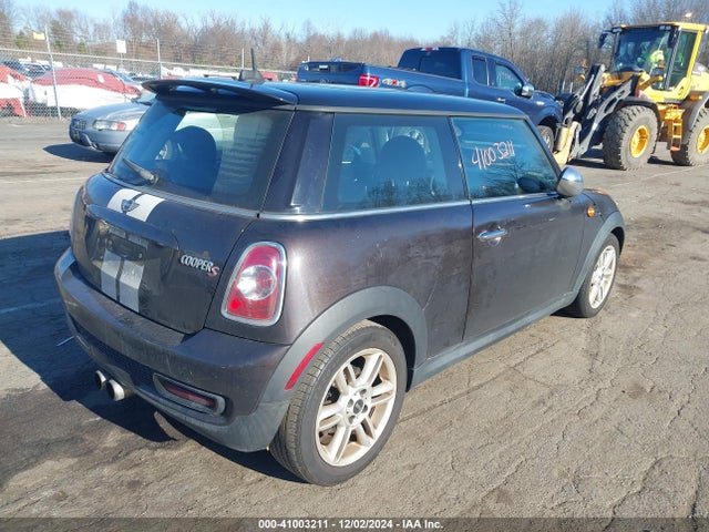 2013 MINI HARDTOP WMWSV3C57DT391233 Photo 3