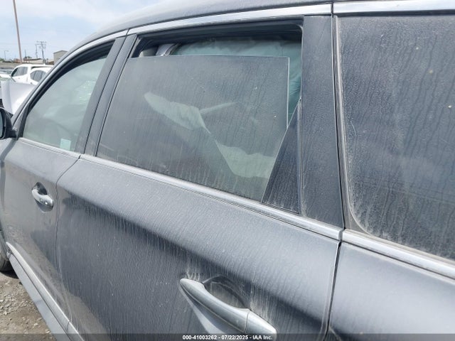 Infiniti 2016 2016 5N1AL0MN8GC532229 Image 13