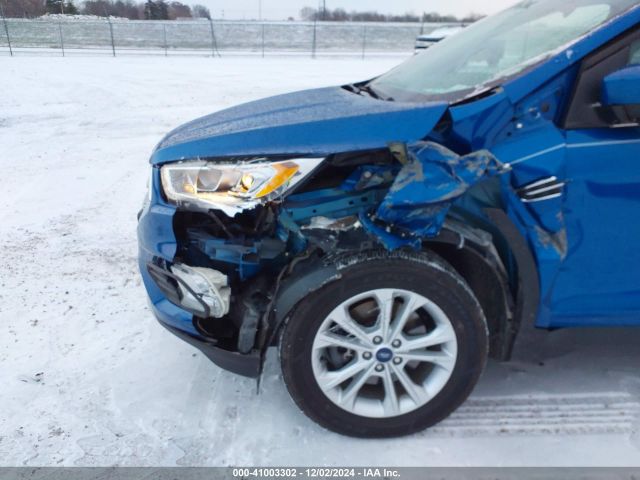 1FMCU9HD9JUB52247 Ford ESCAPE SEL
