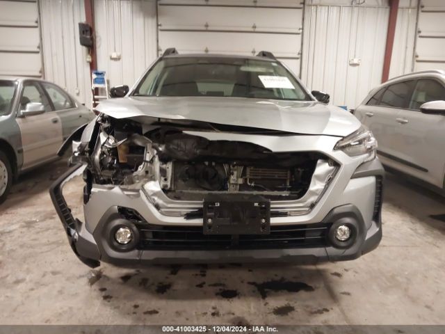 4S4BTADC3R3189017 Subaru Outback Premium