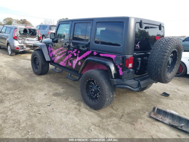 2017 JEEP WRANGLER UNLIMITED 1C4BJWEG7HL630557 Photo 2