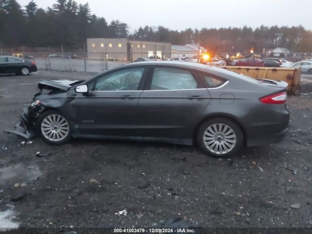 3FA6P0UU2FR102241 Ford Fusion Hybrid S
